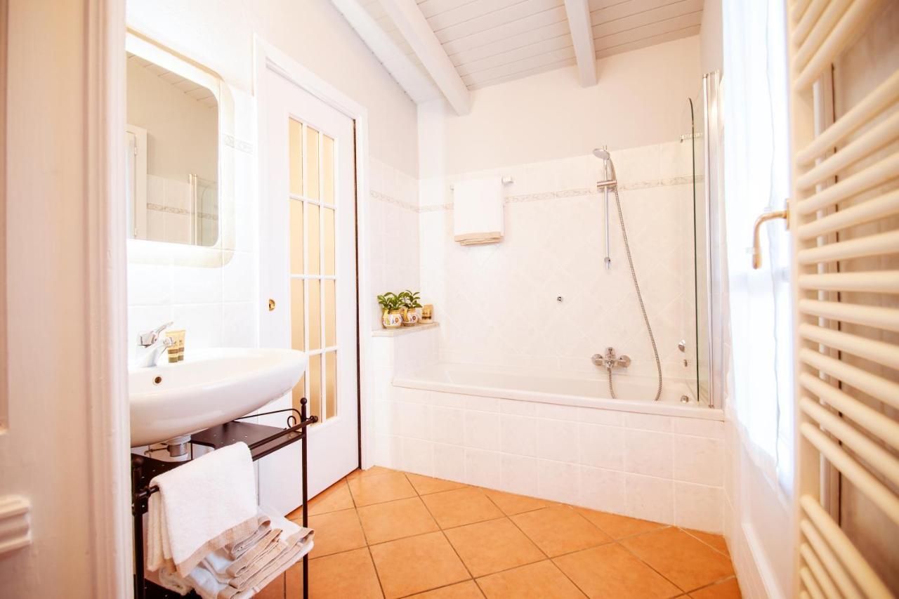 Casa Ferrero Daire Alba  Dış mekan fotoğraf